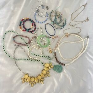 assorted jewlery